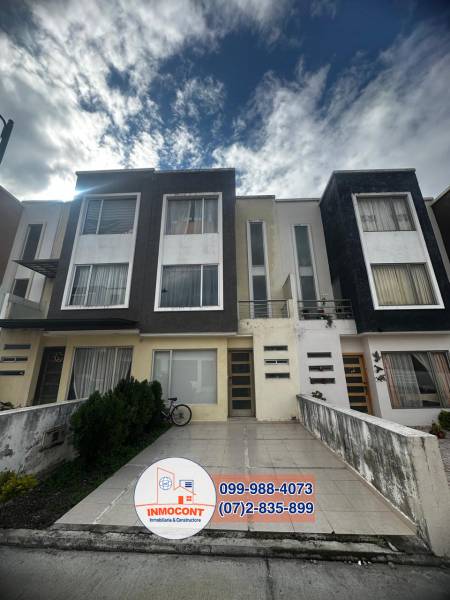 C1453 HERMOSA CASA EN VENTA